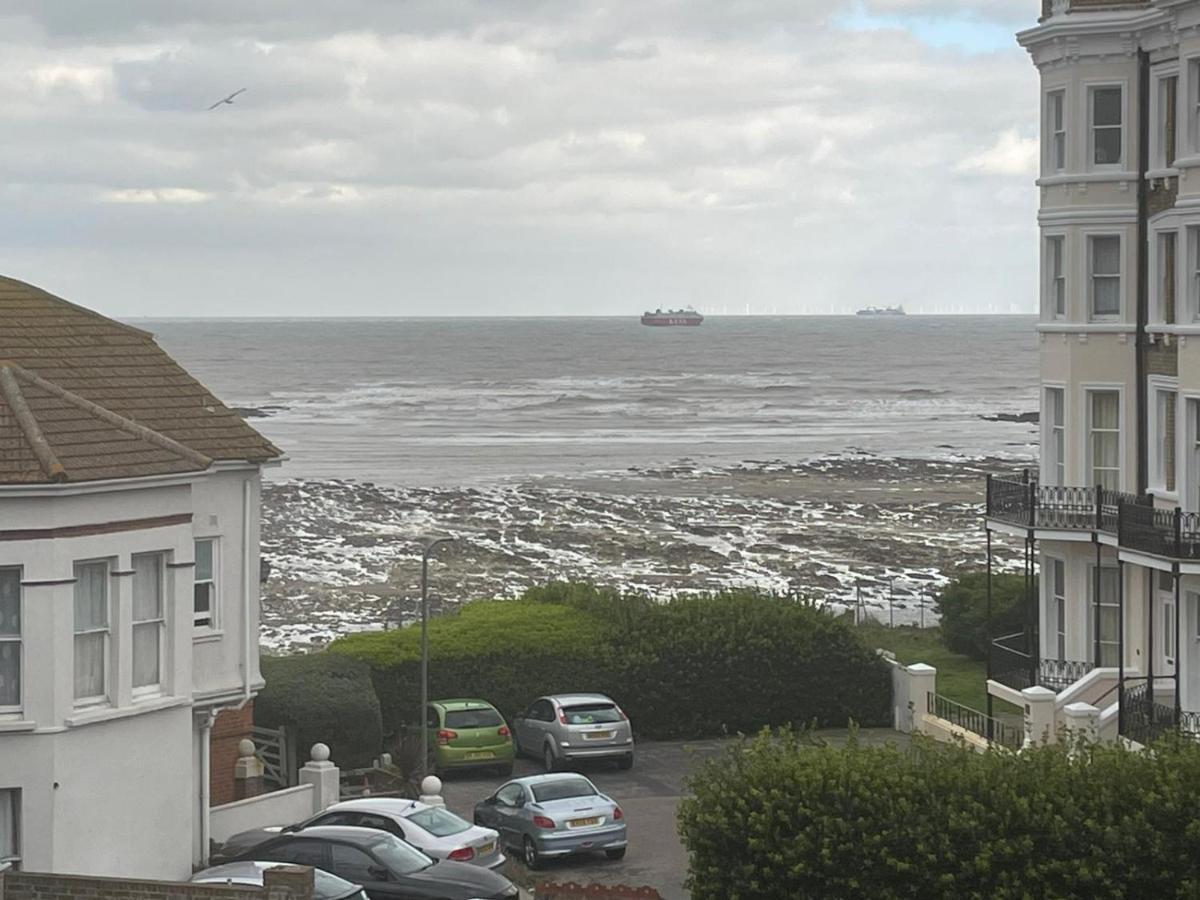 Beaucroft Mansions Seafront Apartment Margate Bagian luar foto